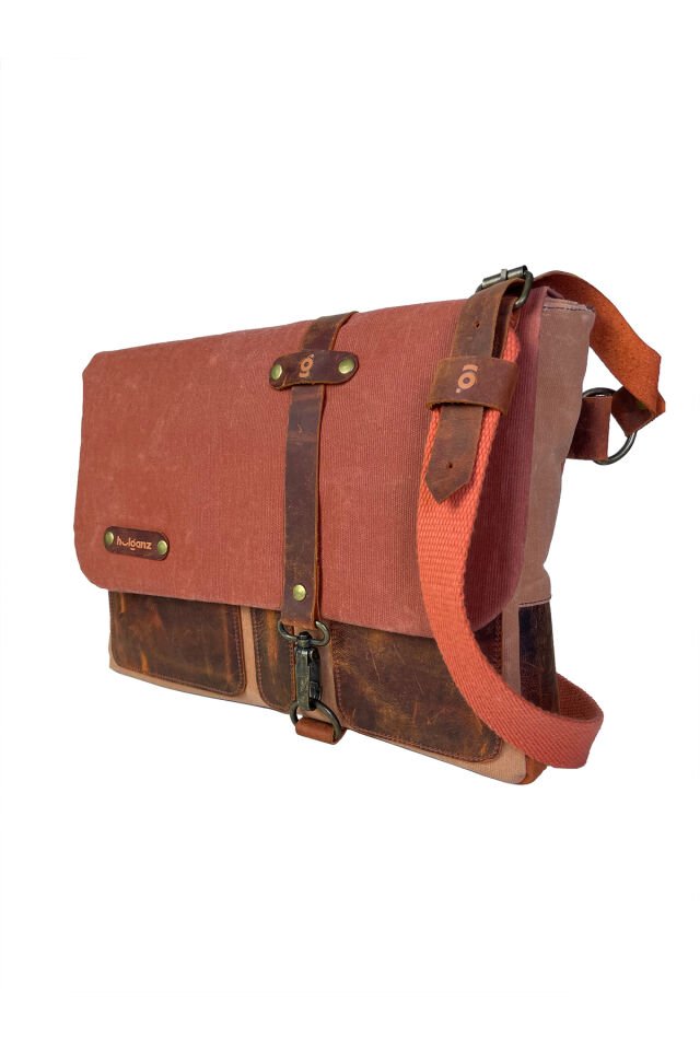 Halwara Mumlu Kanvas & Hakiki Deri Postacı Çantası (Messenger Bag) 22x31 cm / 13 inç Turuncu