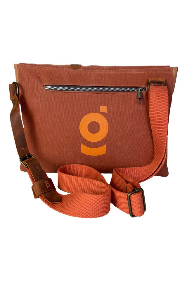 Halwara Mumlu Kanvas & Hakiki Deri Postacı Çantası (Messenger Bag) 22x31 cm / 13 inç Turuncu